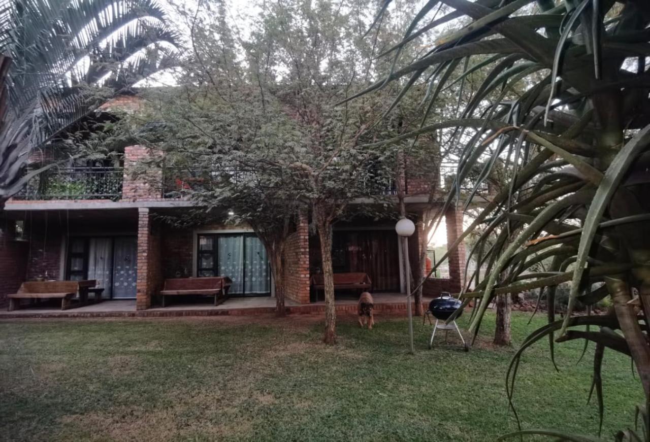 Pretoria-Noord Suikerbosrant Sleep And Go Bed & Breakfast エクステリア 写真