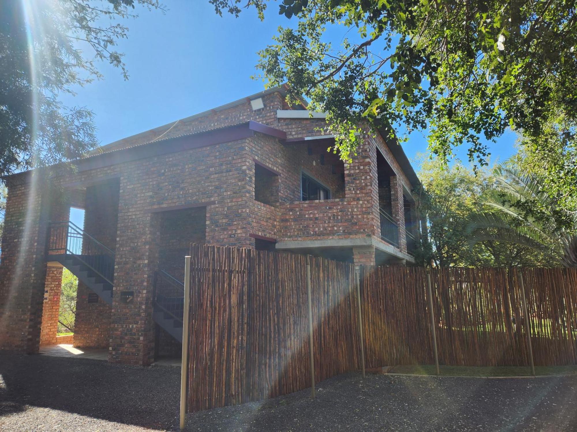 Pretoria-Noord Suikerbosrant Sleep And Go Bed & Breakfast エクステリア 写真
