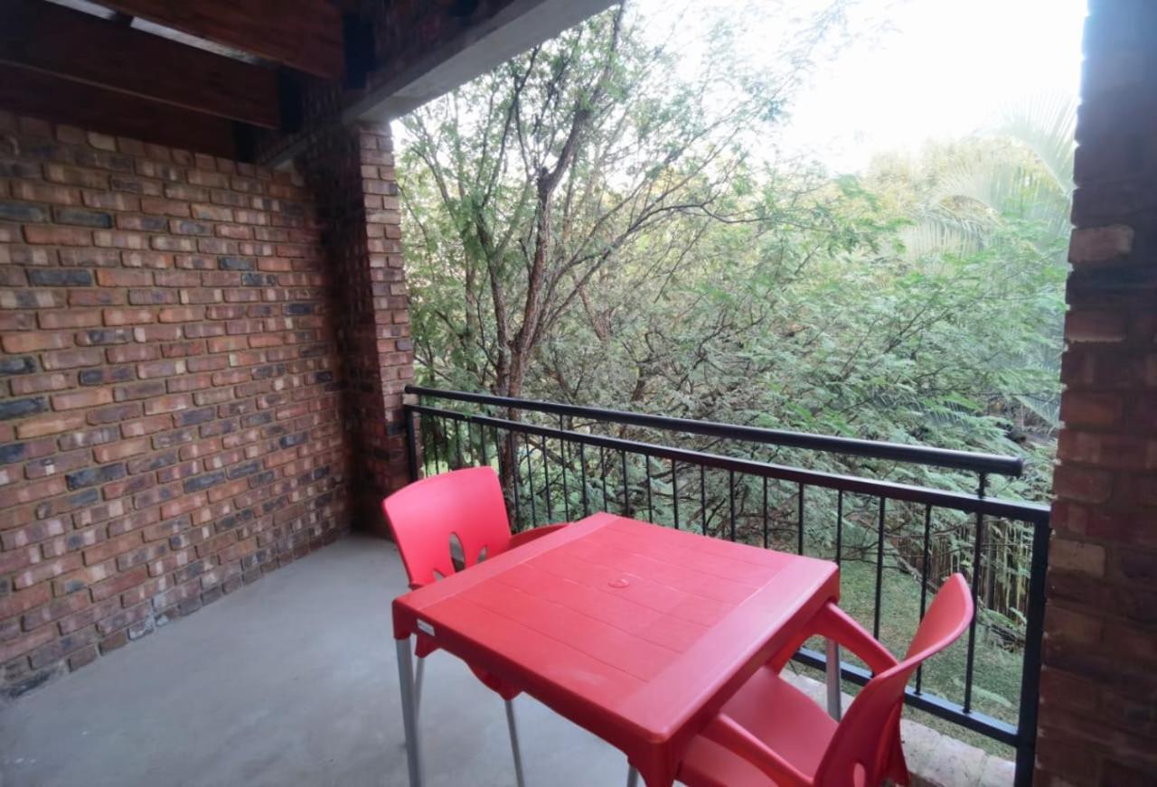 Pretoria-Noord Suikerbosrant Sleep And Go Bed & Breakfast エクステリア 写真