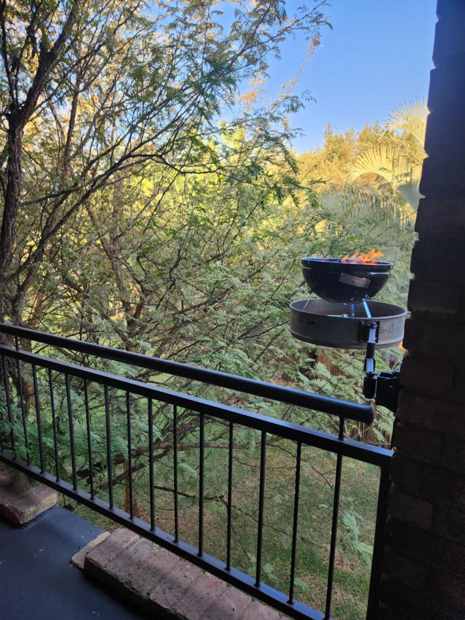 Pretoria-Noord Suikerbosrant Sleep And Go Bed & Breakfast エクステリア 写真