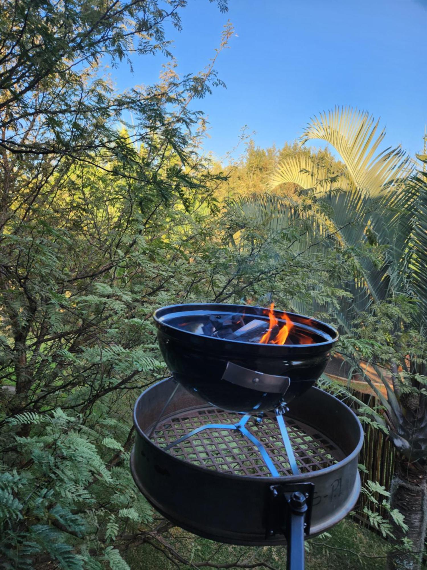 Pretoria-Noord Suikerbosrant Sleep And Go Bed & Breakfast エクステリア 写真