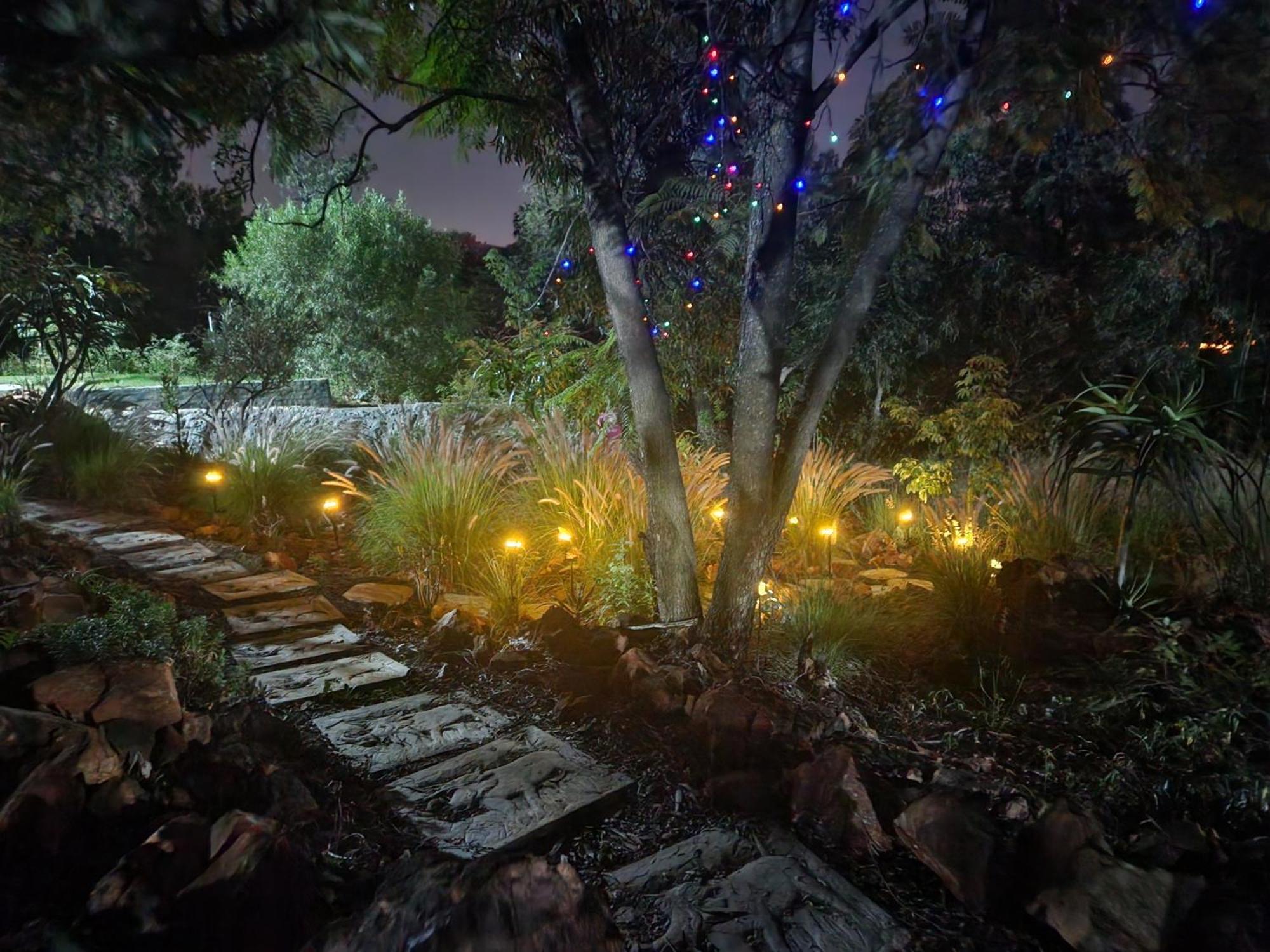 Pretoria-Noord Suikerbosrant Sleep And Go Bed & Breakfast エクステリア 写真